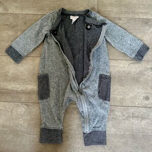 Cat & Jack 0-3m Gray Baby Jumpsuit